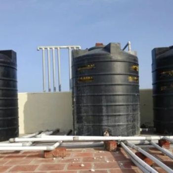 water tank cleaning